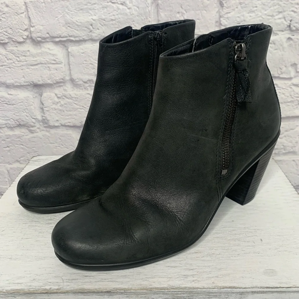 Ecco Touch Black Leather Side Zip Up Ankle Boots